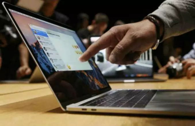 Renewed laptops India affordable gaming laptop 8GBb Lenovo ThinkPad 8 ram HP Dell Lenovo on amazon