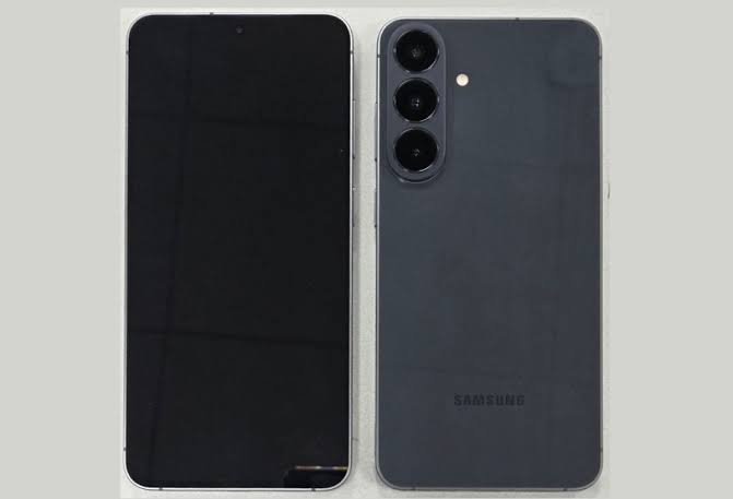Samsung Galaxy S26 FE showing its rear camera