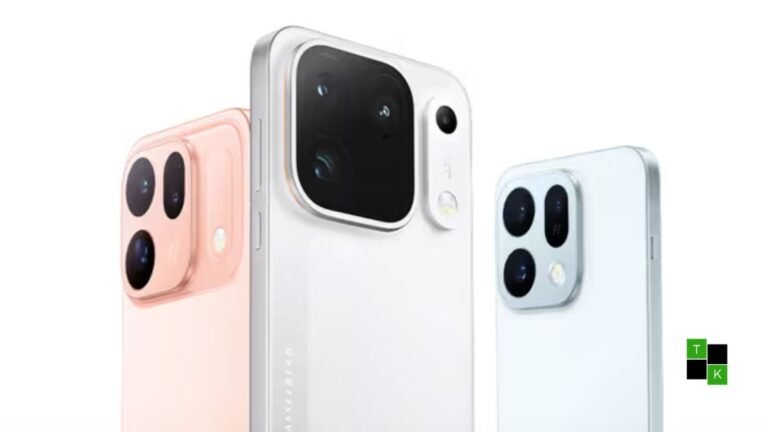 The Oppo Find X10 series in Moon White and Warm Orange showing its new Deco 10 camera island and 0.99mm borderless display.